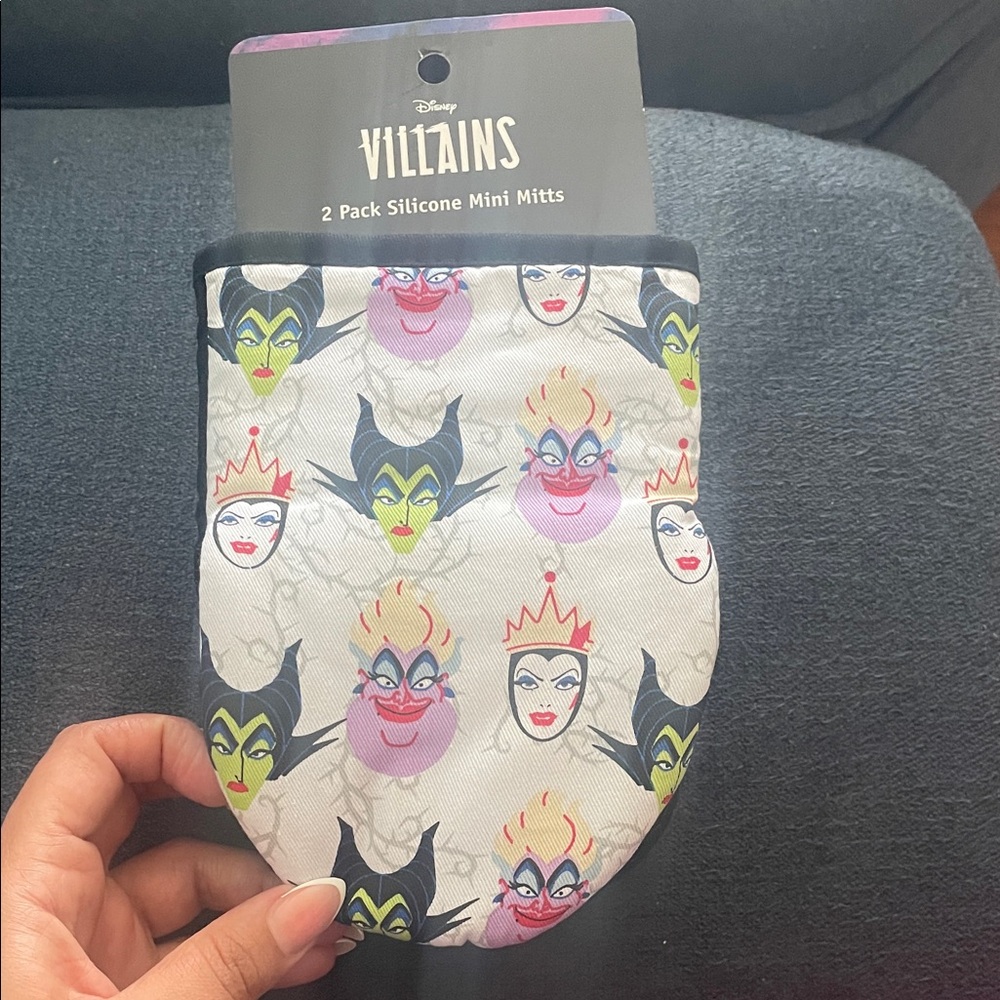 Disney Villains Colorful Silicone Mitts